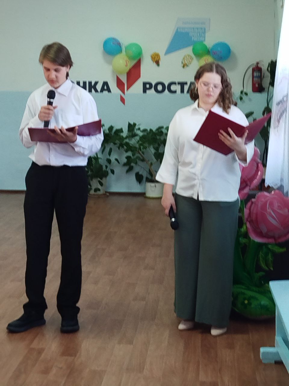 8 марта в нашей школе.
